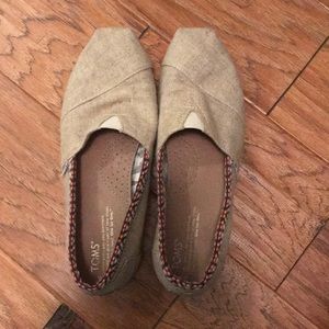 Women’s toms
